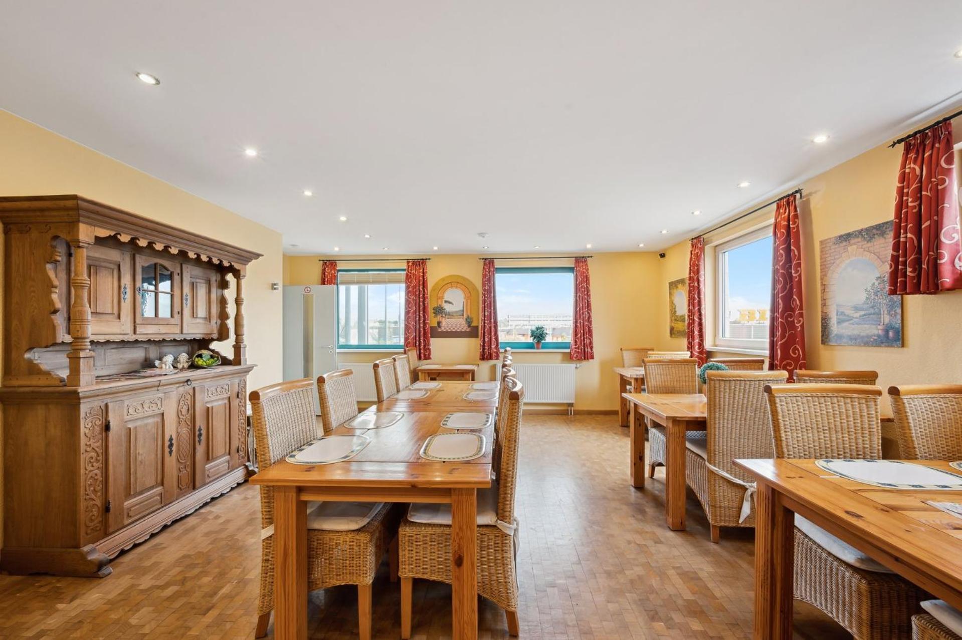 7O'Clock - Hotel Hannover Laatzen Luaran gambar