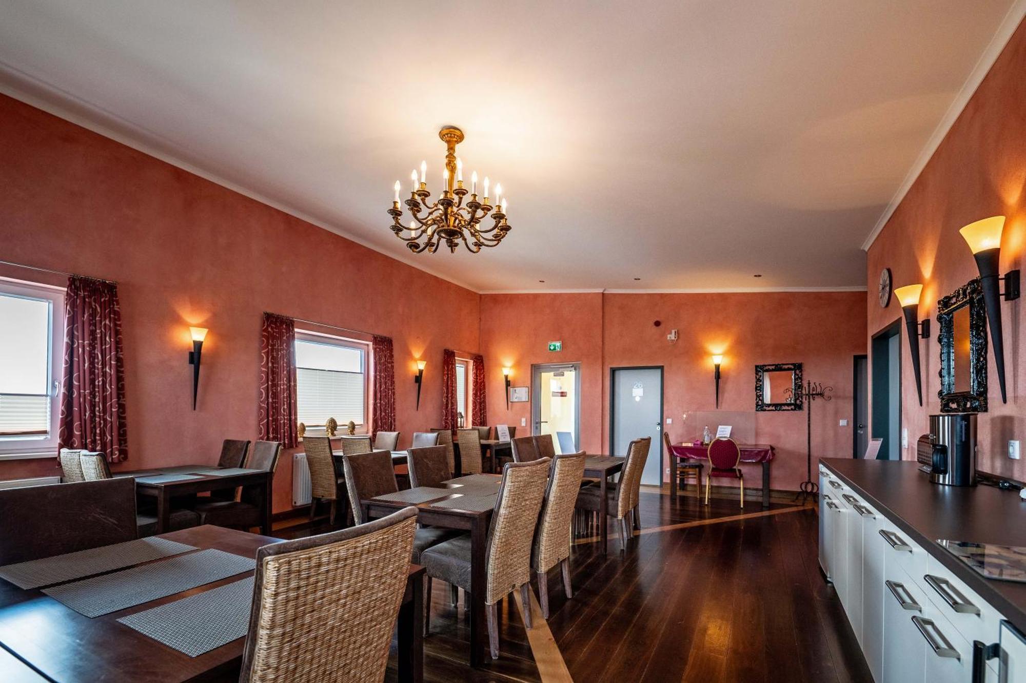 7O'Clock - Hotel Hannover Laatzen Luaran gambar